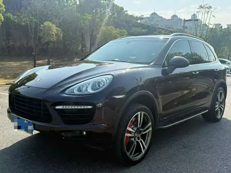 Porsche Cayenne, 2011