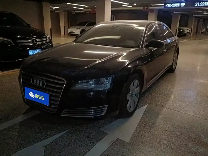 Audi A8, 2012 — фото 1