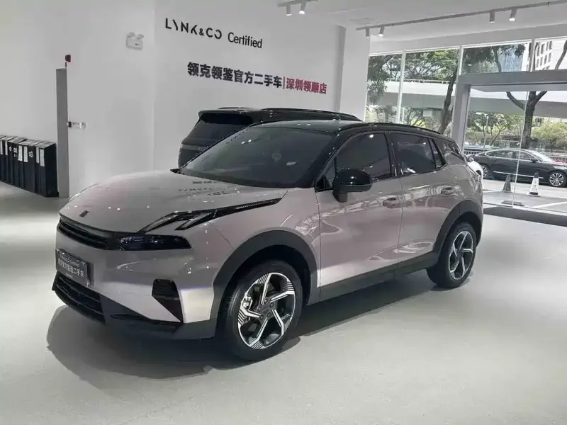 Lynk & Co 06, 2025