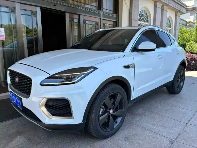 Jaguar E-PACE, 2024