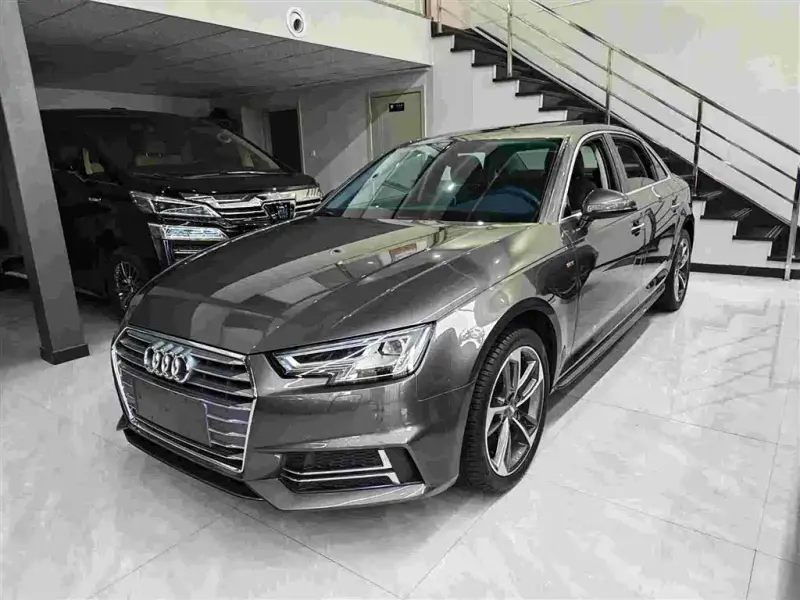 Audi A4L, 2017 — фото 1