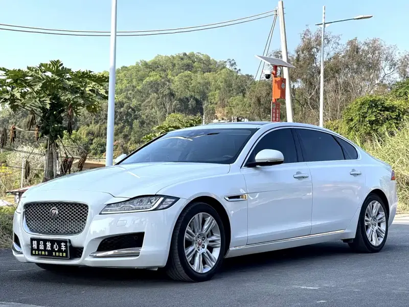 Jaguar XFL, 2017