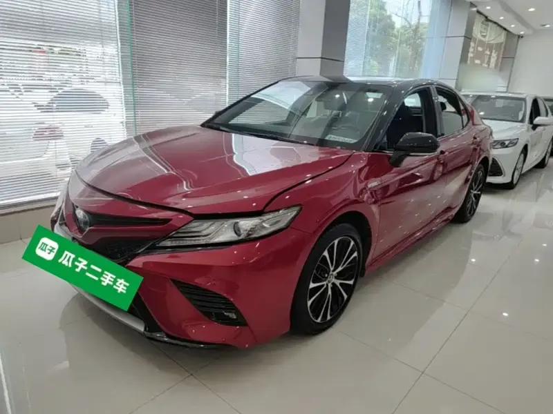 Toyota Camry, 2019
