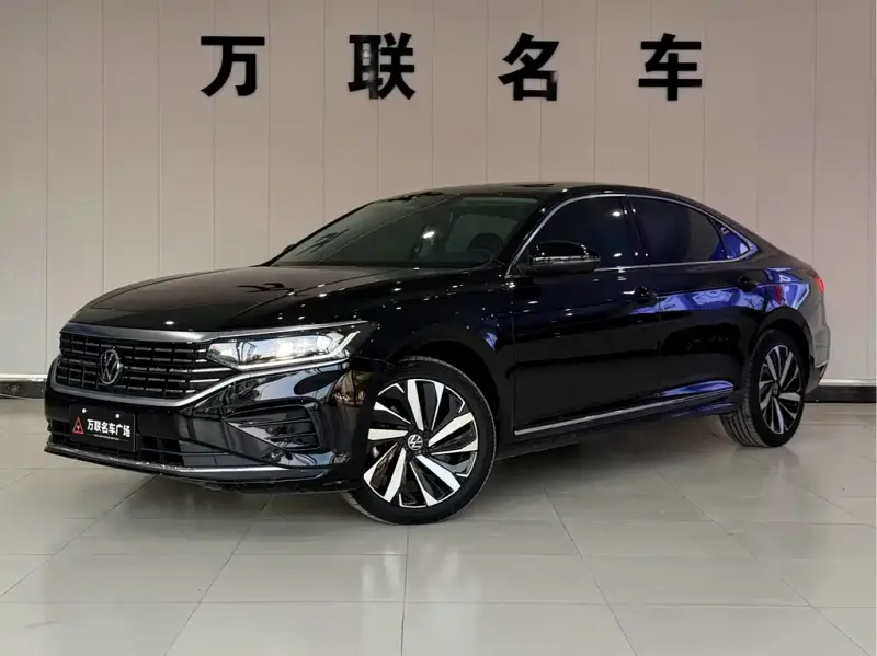 Volkswagen Passat, 2022