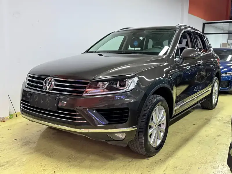 Volkswagen Touareg, 2017 — фото 1