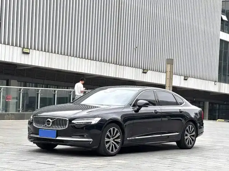 Volvo S90, 2020