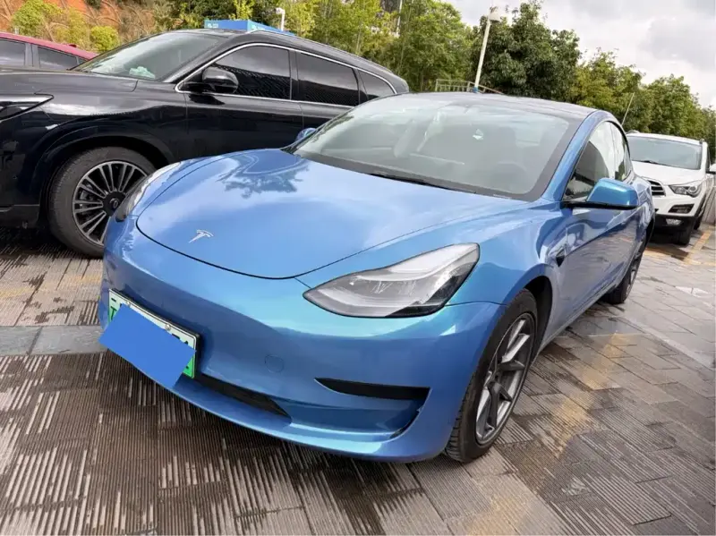 Tesla Model 3, 2021