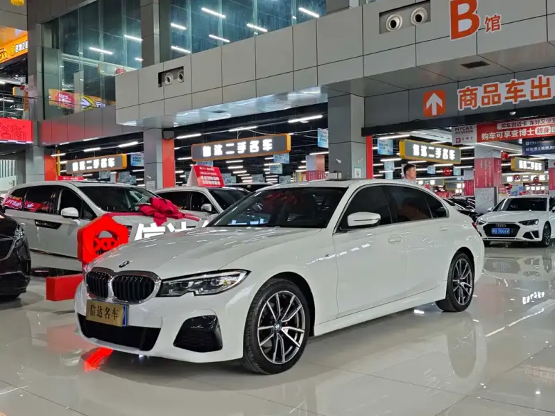 BMW 3 Series, 2021