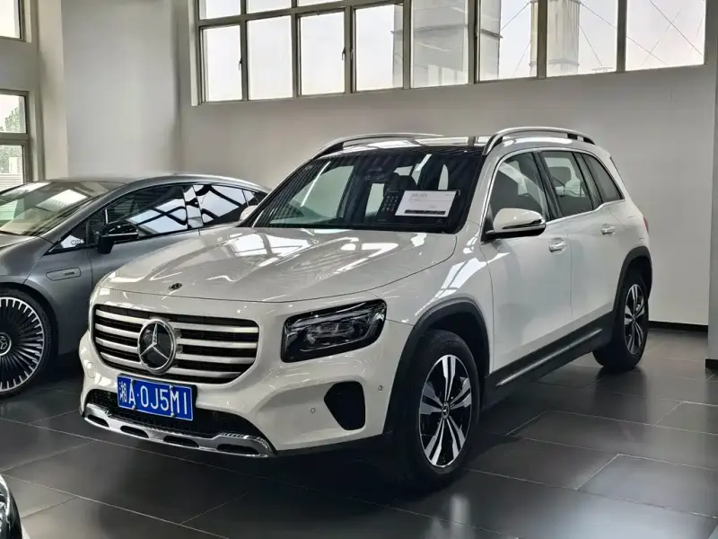 Mercedes-Benz GLB, 2024