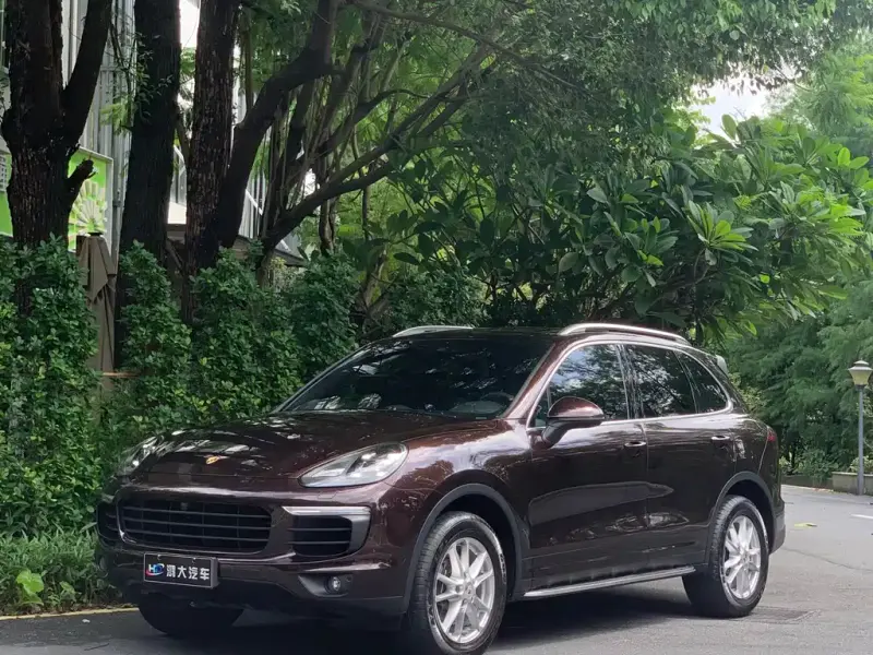 Porsche Cayenne, 2015