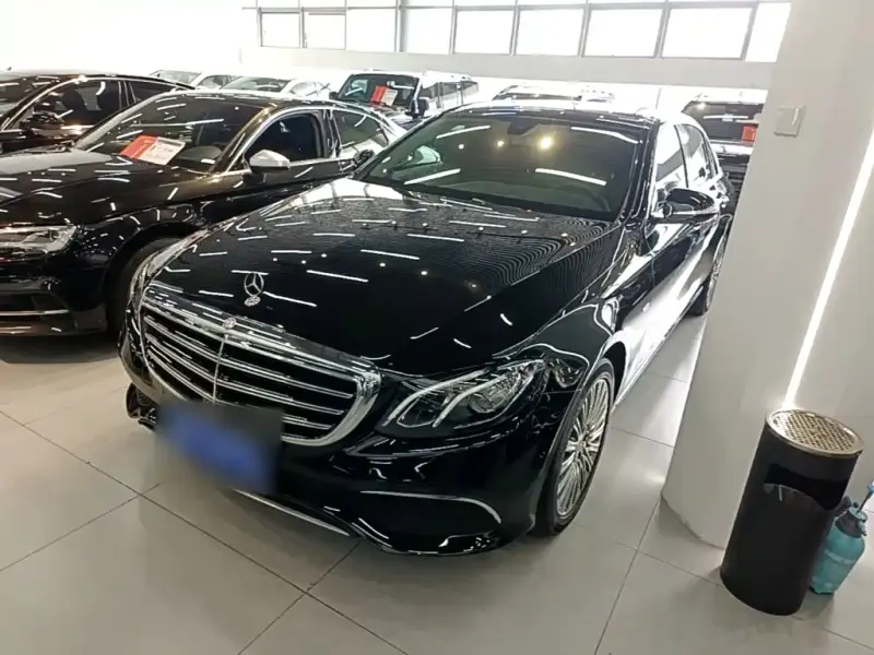 Mercedes-Benz E-Class, 2020 — фото 1