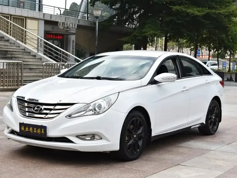 Hyundai Sonata, 2012