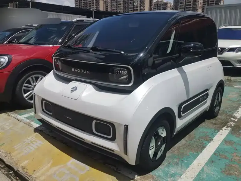 Baojun E300, 2020