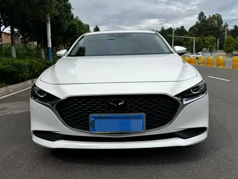 Mazda 3 Axela, 2021
