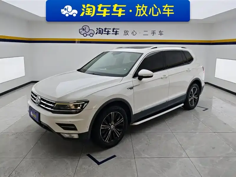 Volkswagen Tiguan L, 2017
