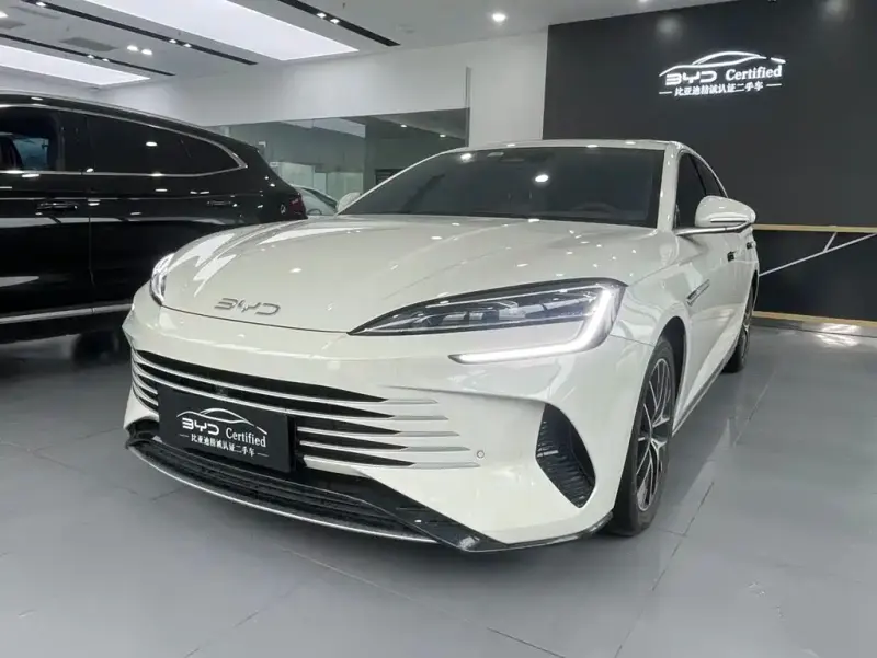 BYD Seal 07 DM-i, 2024 — фото 1