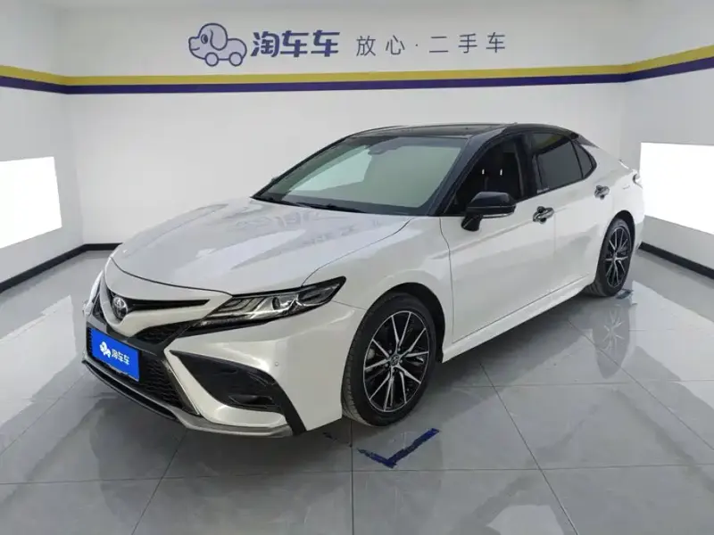 Toyota Camry, 2022