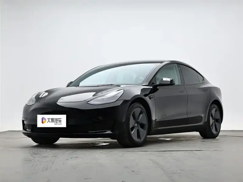 Tesla Model 3, 2023