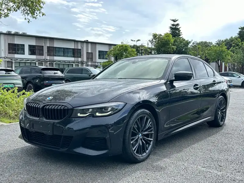 BMW 3 Series, 2022