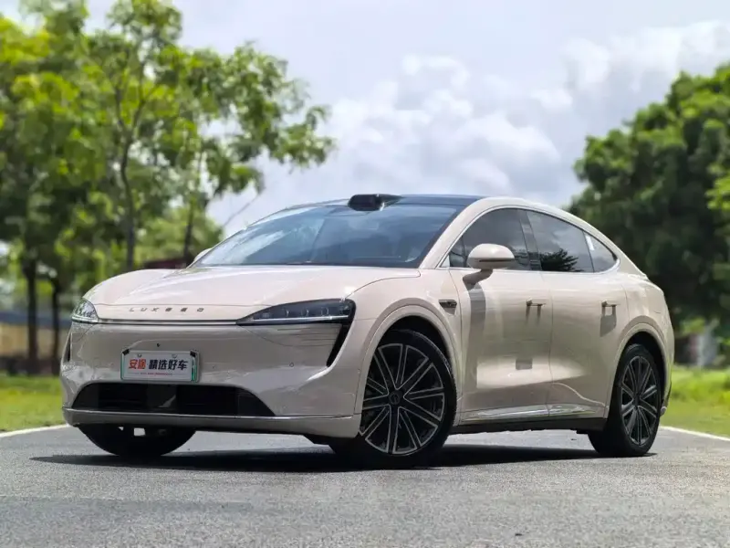 Luxeed Zhijie R7, 2025