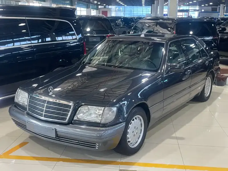 Mercedes-Benz S-Class, 1995