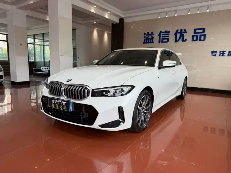 BMW 3 Series, 2023