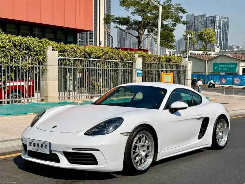 Porsche 718, 2017