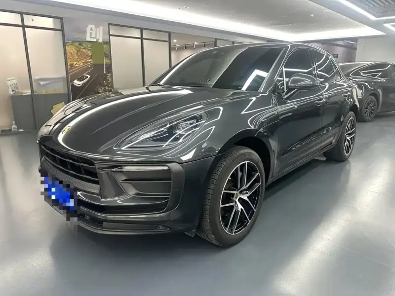 Porsche Macan, 2022