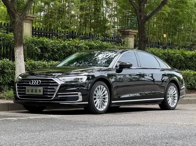 Audi A8, 2022 — фото 1