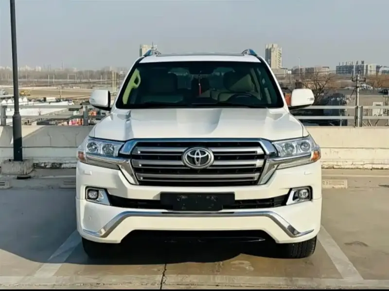 Toyota Land Cruiser, 2018