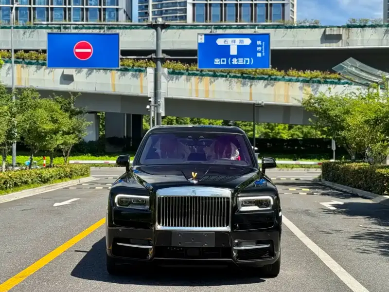 Rolls-Royce Cullinan, 2024
