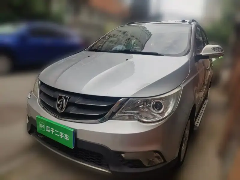 Baojun 730, 2015