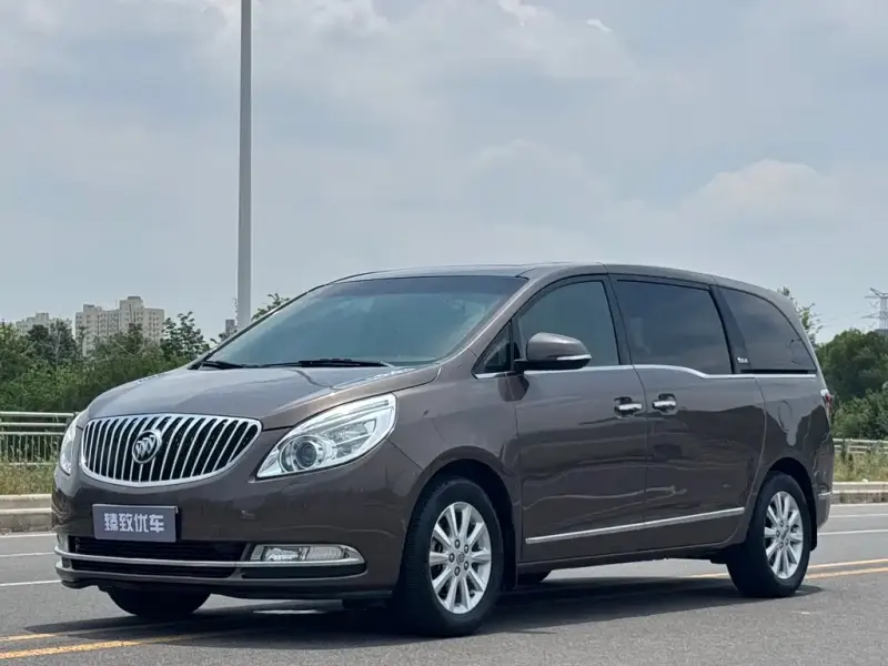 Buick GL8, 2012