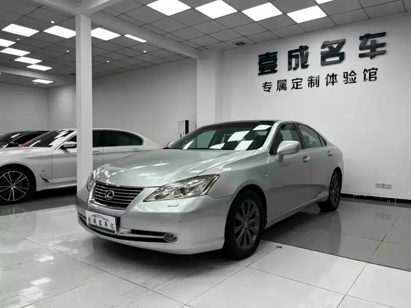 Lexus ES, 2009