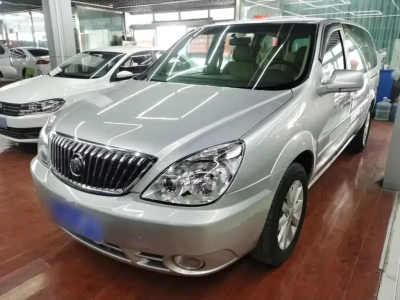 Buick GL8, 2016