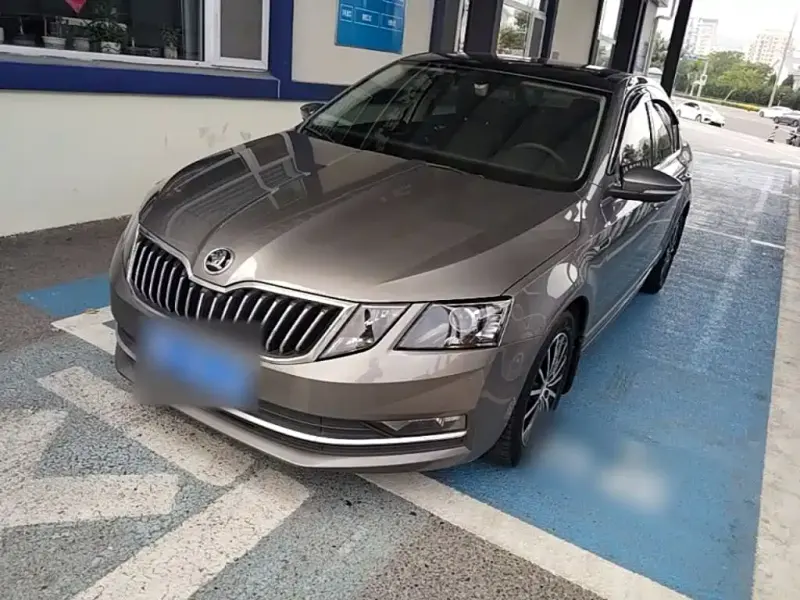 Skoda Octavia, 2020 — фото 1