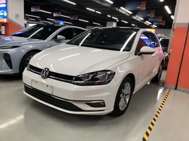 Volkswagen Golf, 2018 — фото 1