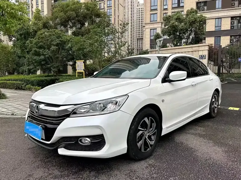 Honda Accord, 2017 — фото 1