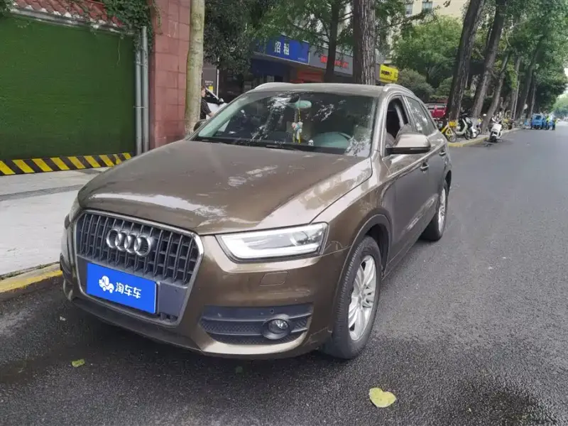 Audi Q3, 2015