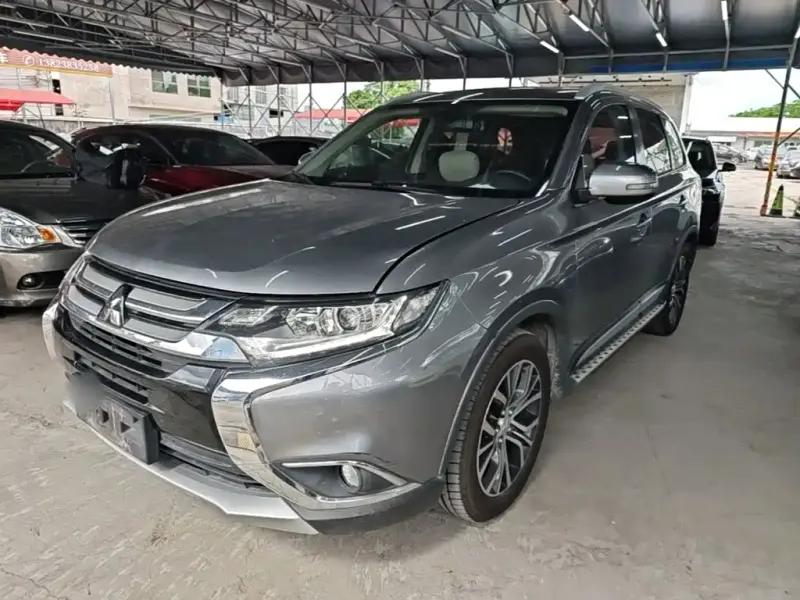 Mitsubishi Outlander, 2018