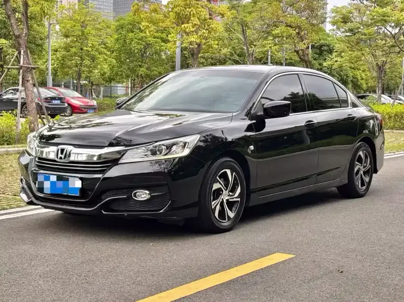 Honda Accord, 2017 — фото 1
