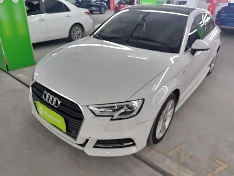 Audi A3, 2018 — фото 1