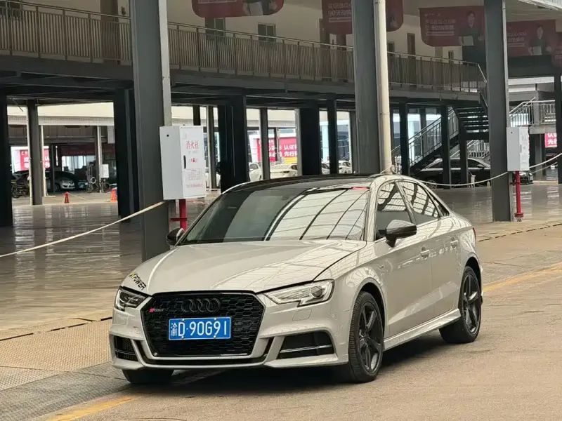 Audi A3, 2018 — фото 1