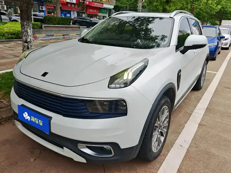 Lynk & Co 01, 2020
