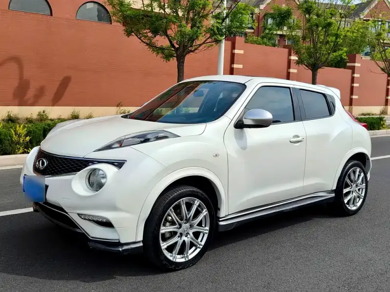 Infiniti ESQ, 2018