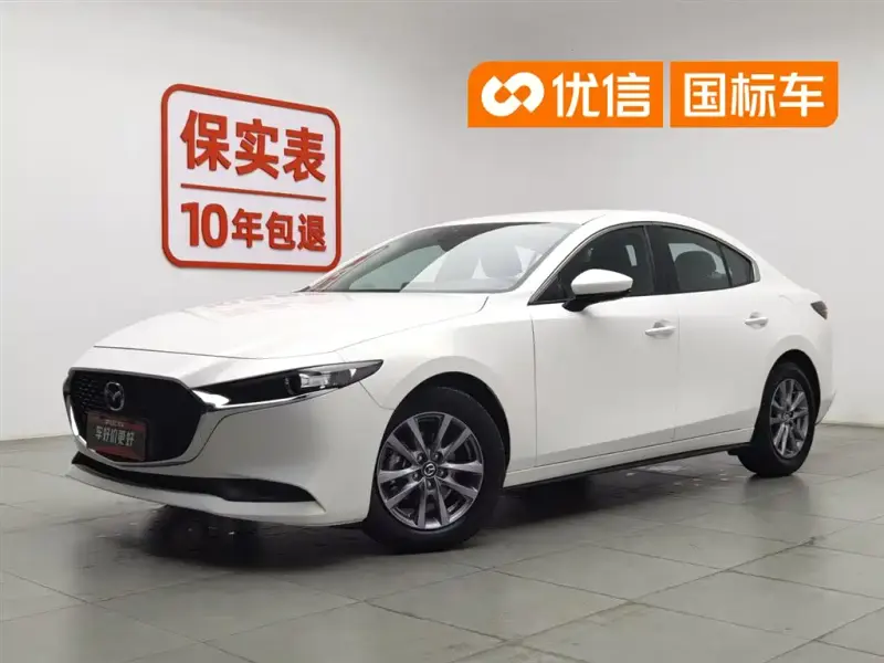 Mazda 3 Axela, 2024