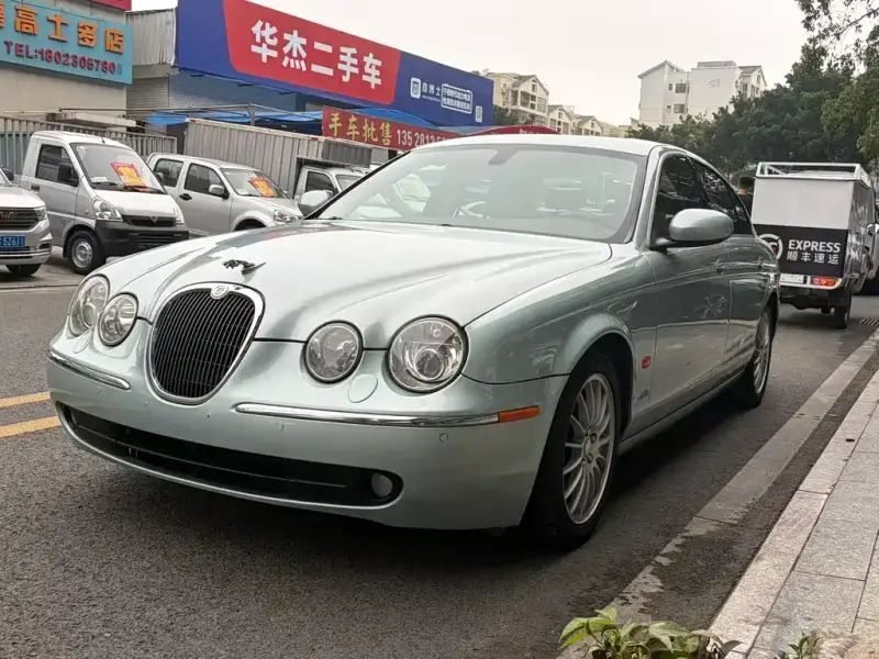 Jaguar S-TYPE, 2007