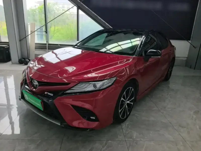 Toyota Camry, 2018