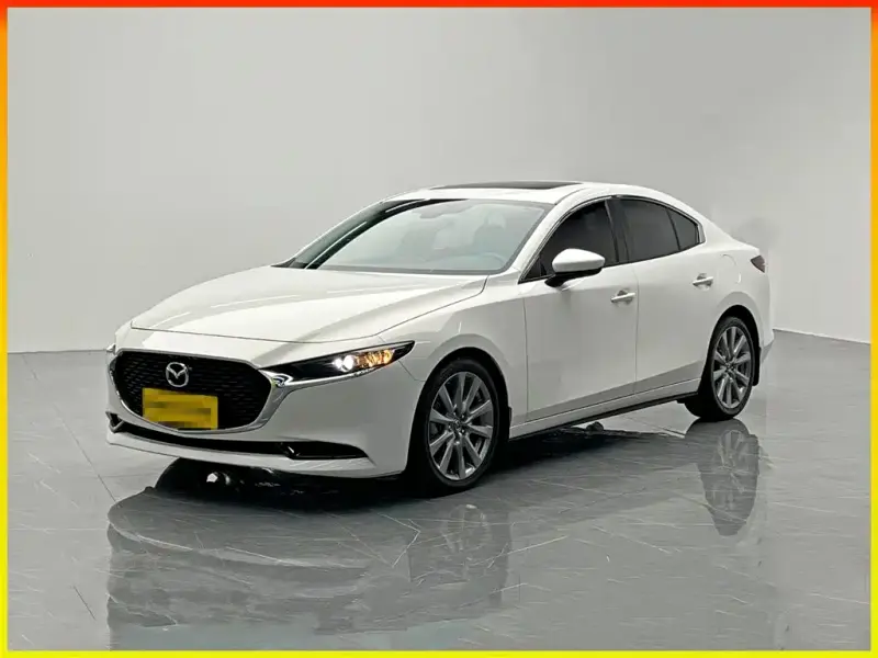 Mazda 3 Axela, 2024