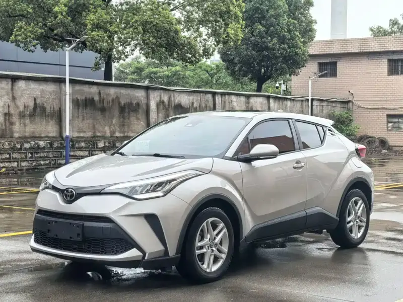 Toyota C-HR, 2022